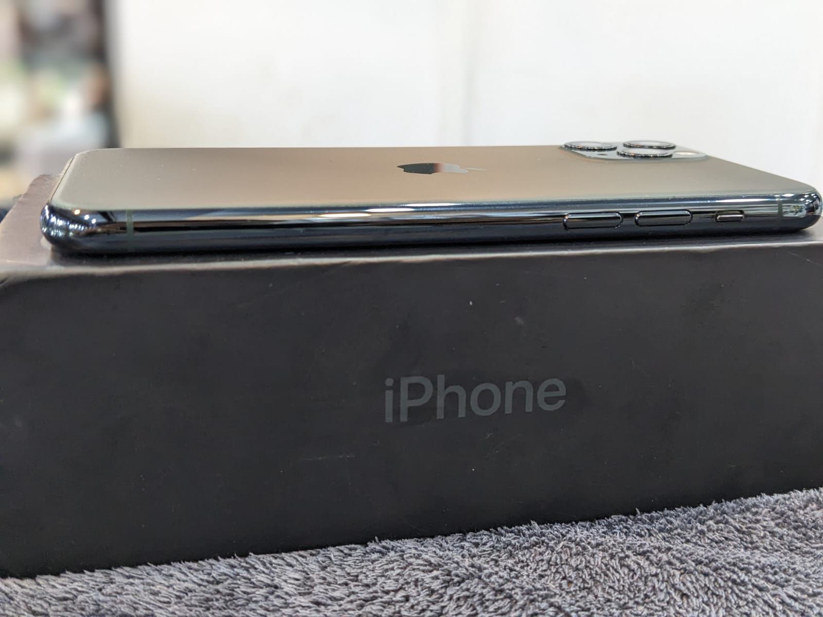 IPHONE 11 PRO by Waqas Ahmed