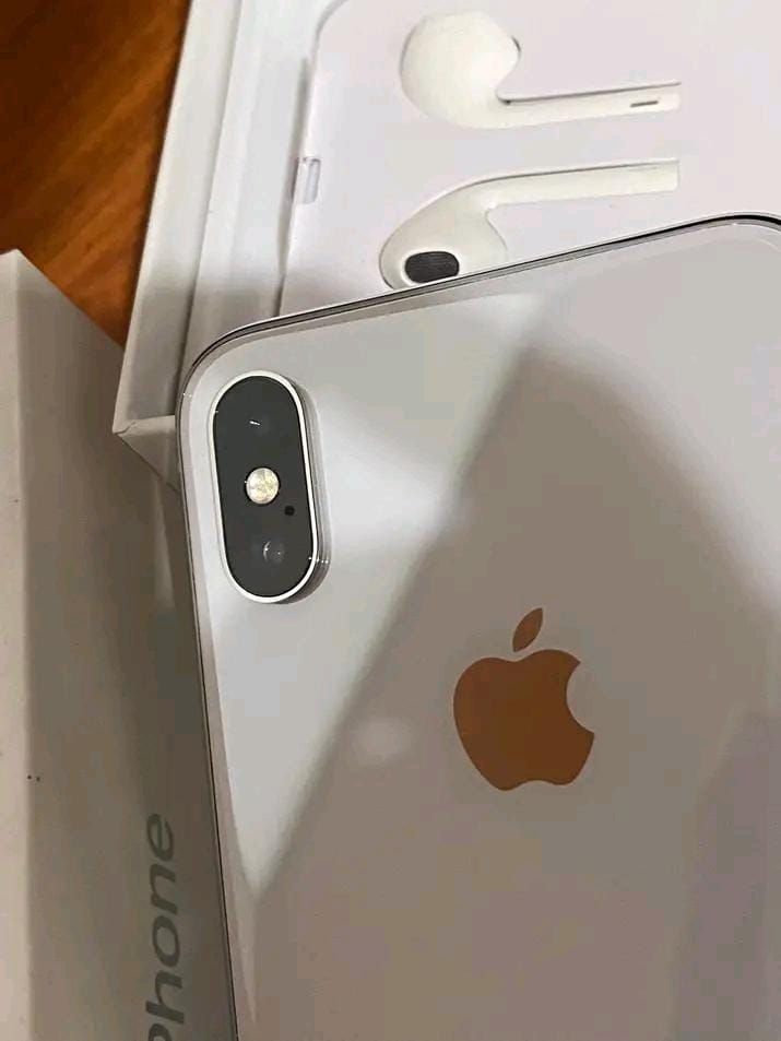 iPhone x 256 GB complete box my WhatsApp number 03489170774 by Taimur But