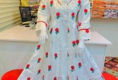 Shamoz silk suit by Naseem Malik