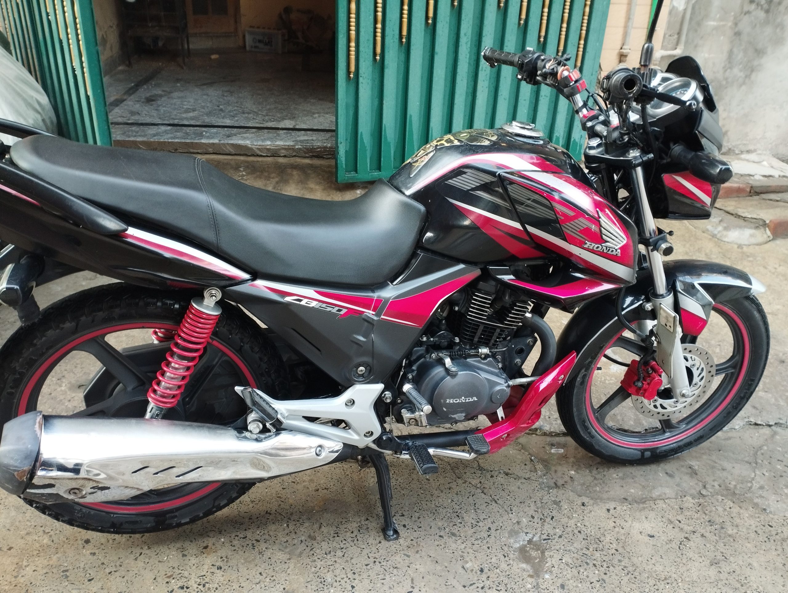 Honda CB150 F by Ali Raso