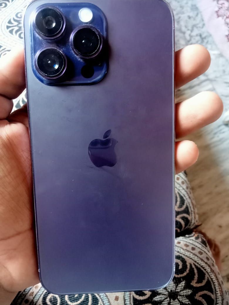 Iphone 14 pro Max copy by Hamza Bari