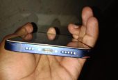 iphone 12 non pta by Areeb Baloch