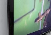 Samsung smart 3d tv original 40inchs by Ibrahim Akbari