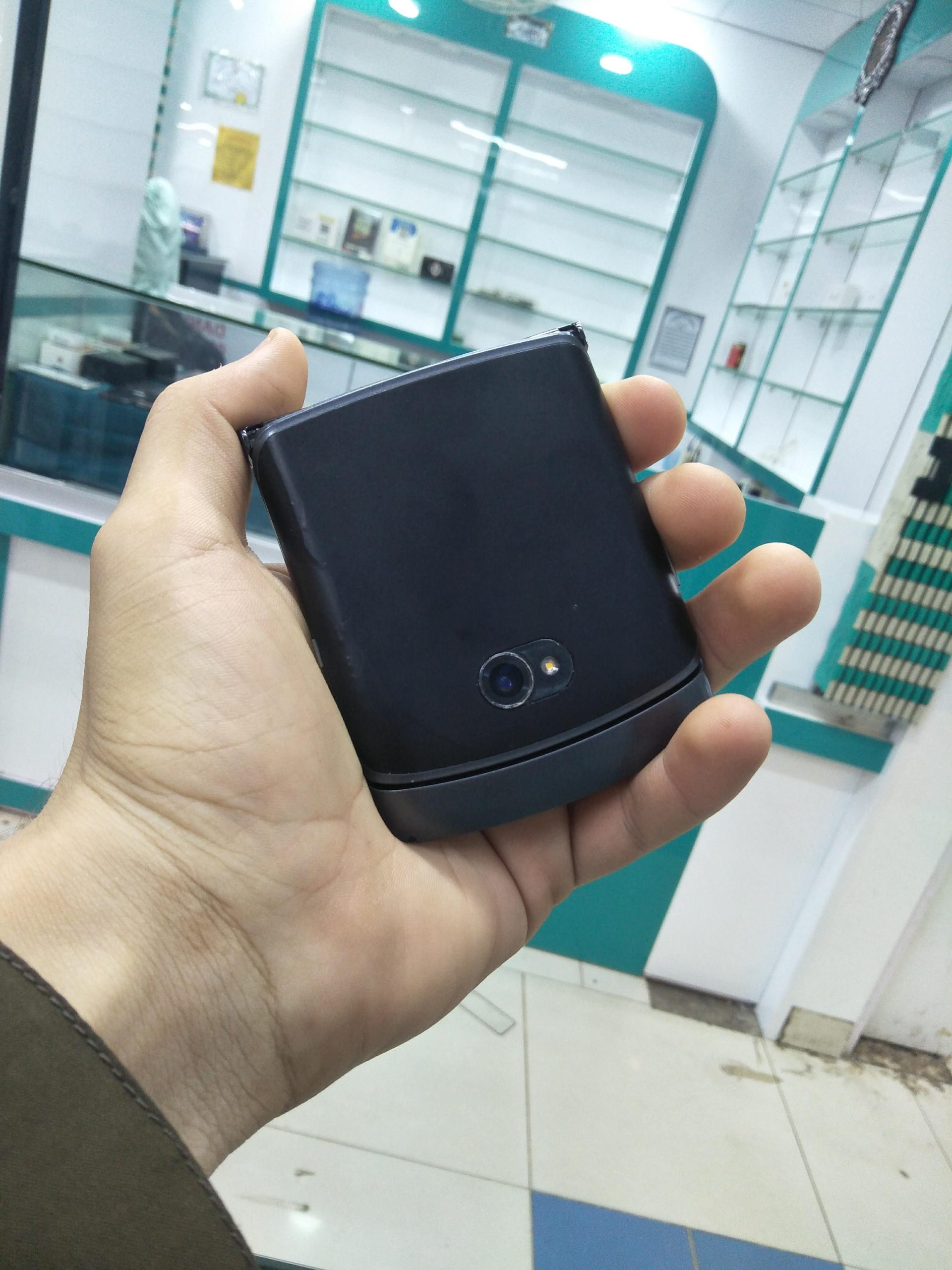 Moto Razr 2020 8/256 by Baba Altamash