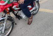 Aoa 2022 model hn last month ma ly hn 7500 chala huo hn jis na lana hn by Zeeshan abbasi