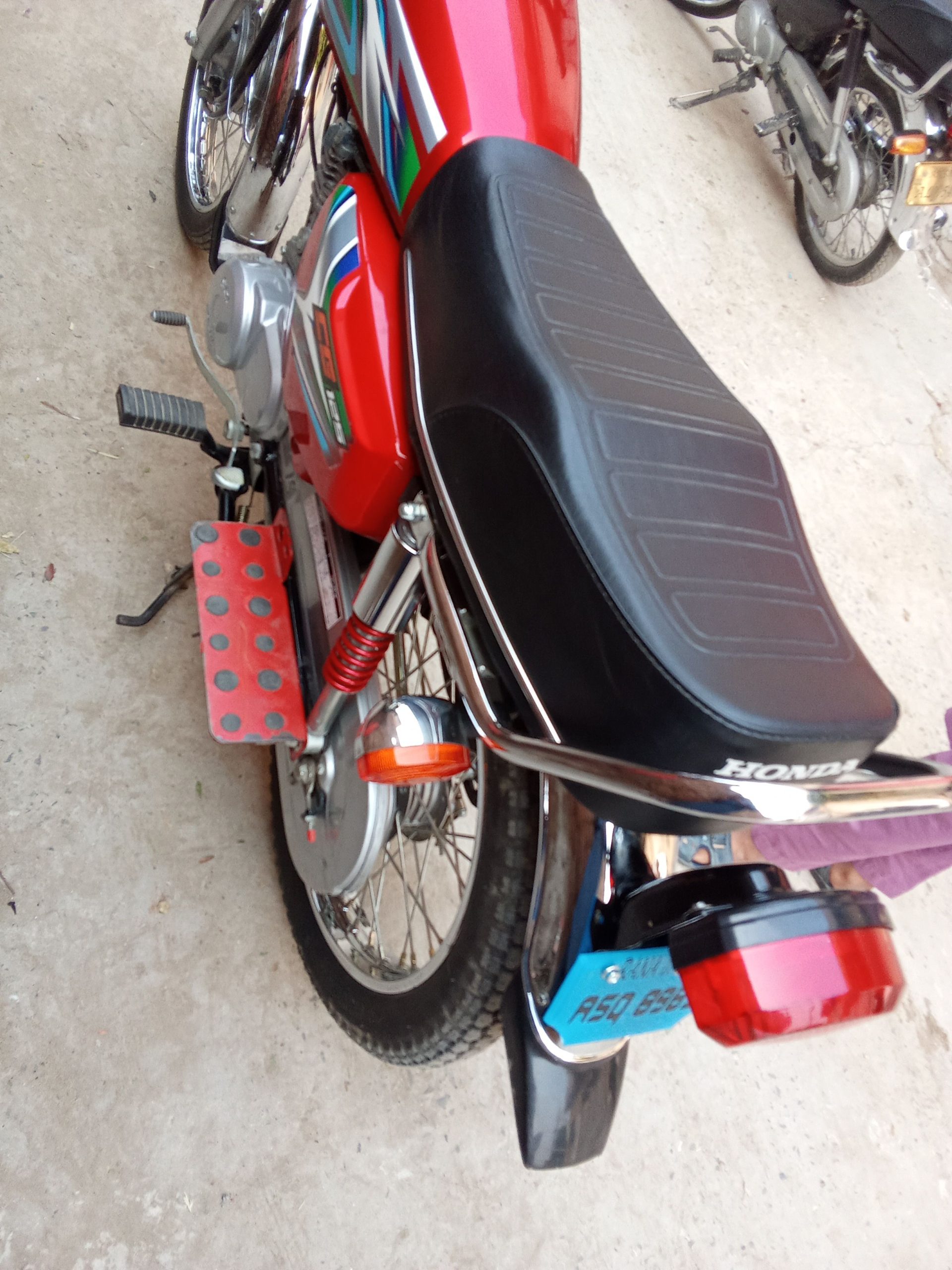 Honda 125 by Abubakar Nadeem Nadeem