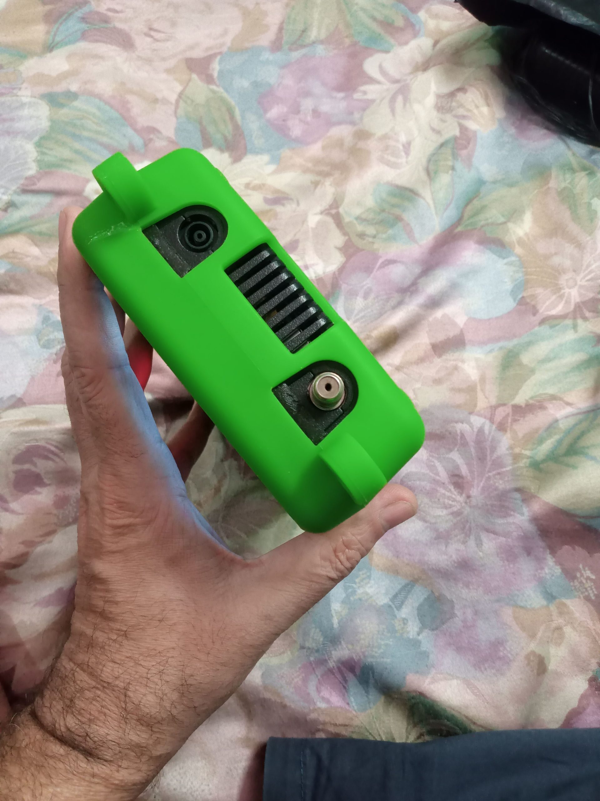 STARGOLD digital satellite finder (DISH ANTINA) signal finder by Tariq Bhatti