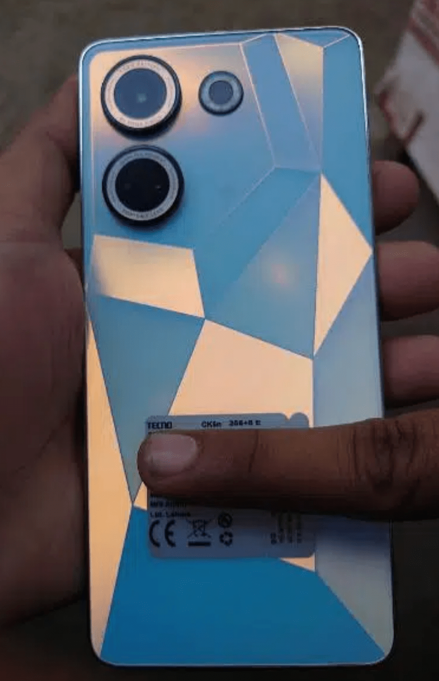 Tecno common 20 by Danish Awan