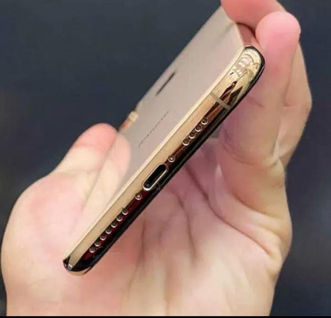 iPhone x max non PTA 10 by 10 condition battery health 85 by Asad Ali