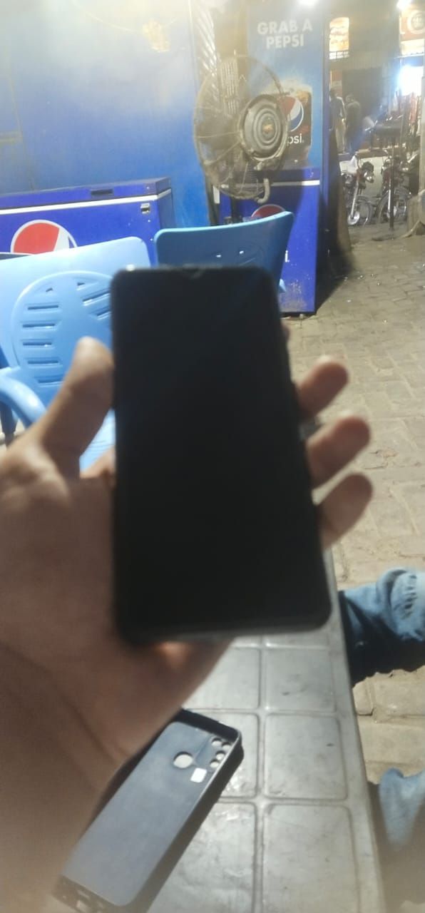 Infinix hot 11 play ram4gb rom64gb only mobile and charger by Sameer Zahid