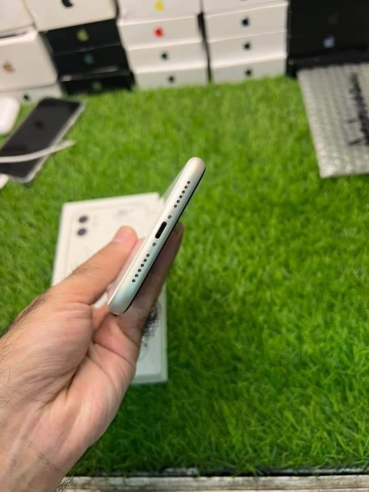 I phone 11 128GB for sale by Hashir bin shazad Hashir