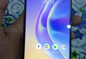 Vivo V21e by Aziz Abid