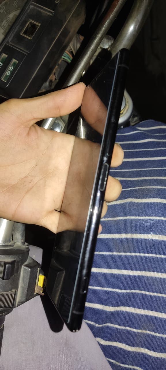 Sony Xperia 1 non PTA best aur pubg 10.9 condition very very nice all by ZR ZALAM Khan