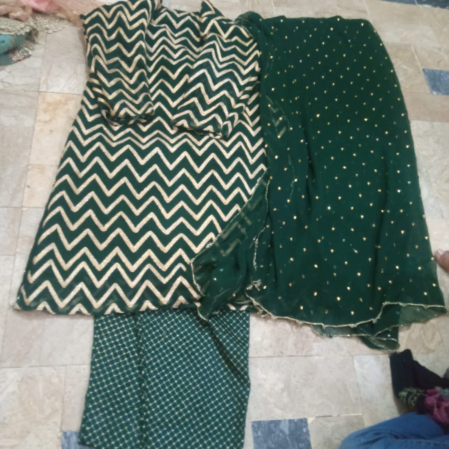 1 bar use hue hen by Mohammad Arif