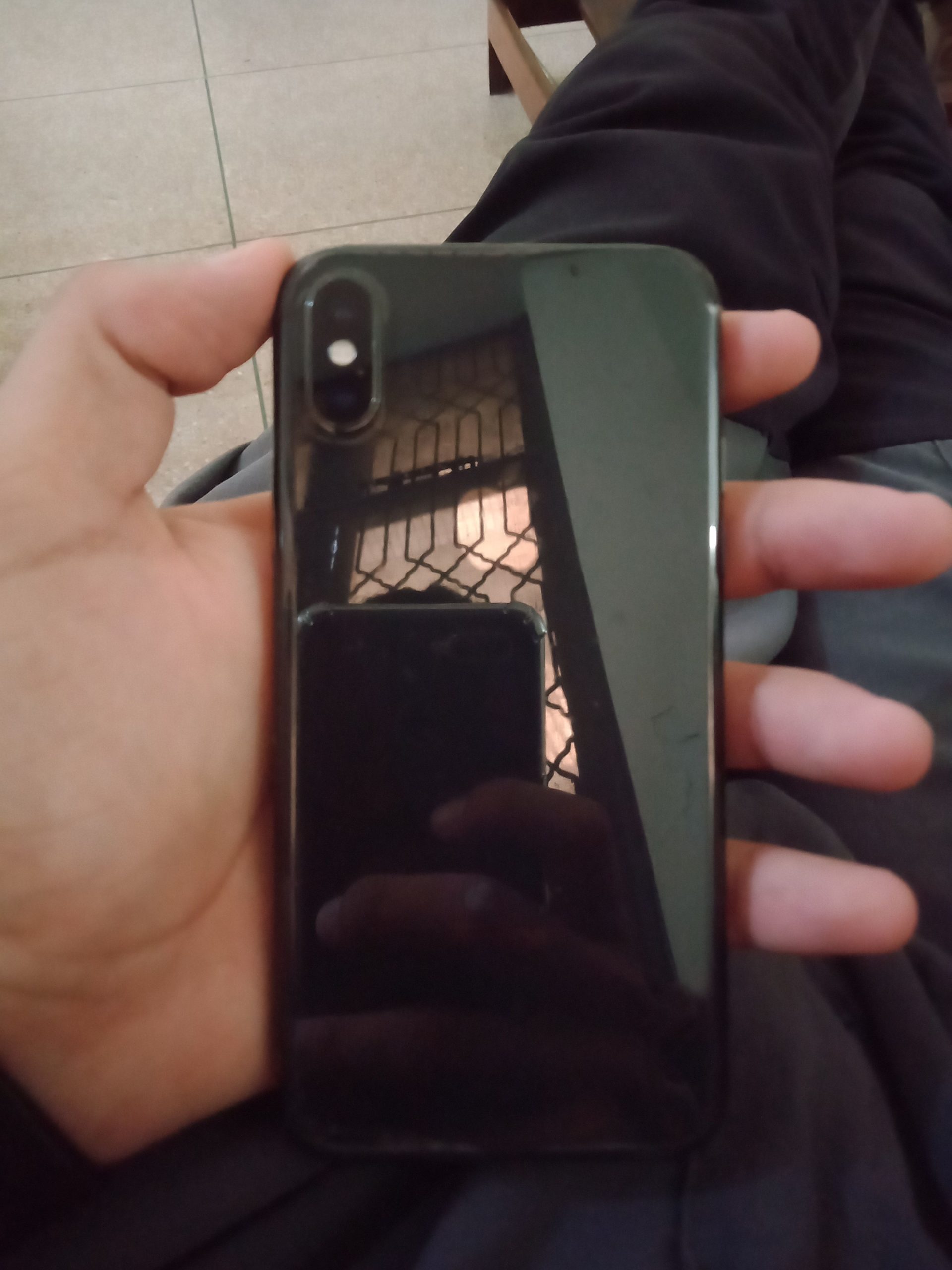 Iphone x by Hamza Hanif