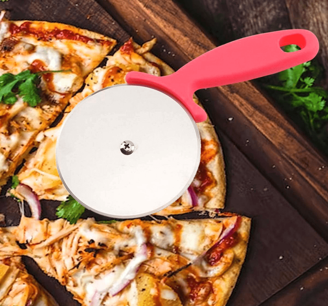 Stainless Steel Pizza Cutter. by TAHA ANSARI