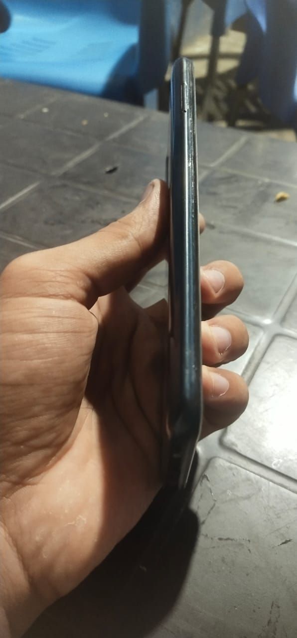 Infinix hot 11 play ram4gb rom64gb only mobile and charger by Sameer Zahid