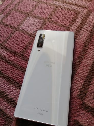 Docomo Arrows F-52a by It’s Honey