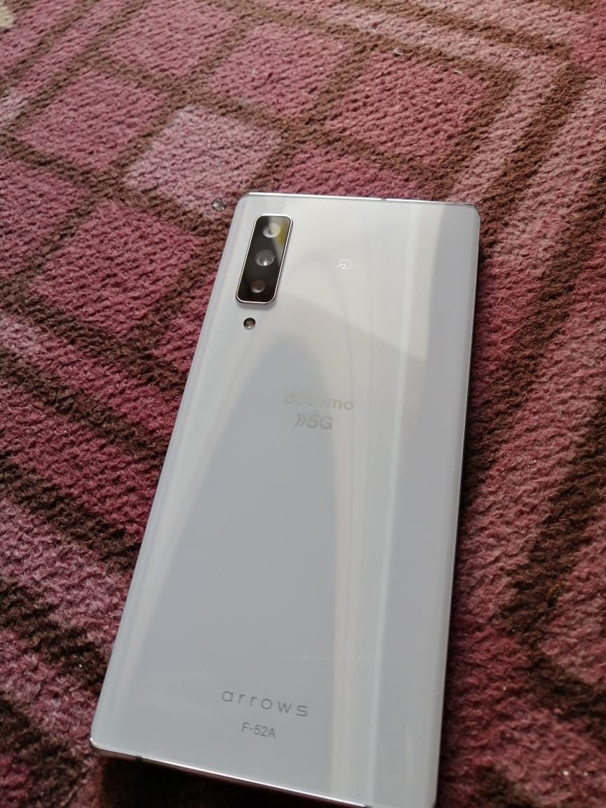 Docomo Arrows F-52a by It’s Honey