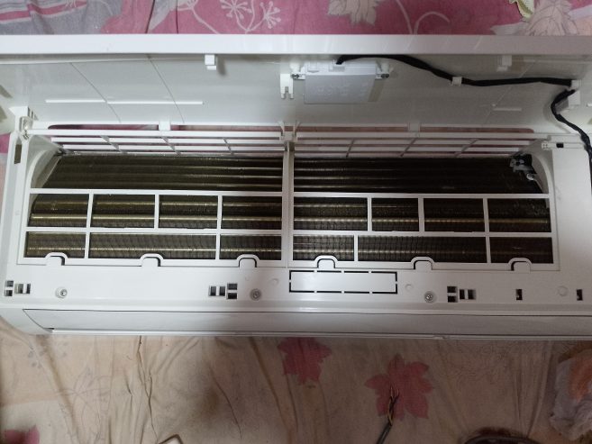 CHANGHONG RUBA DC INVERTER 1.5TON by Haris khan Khan