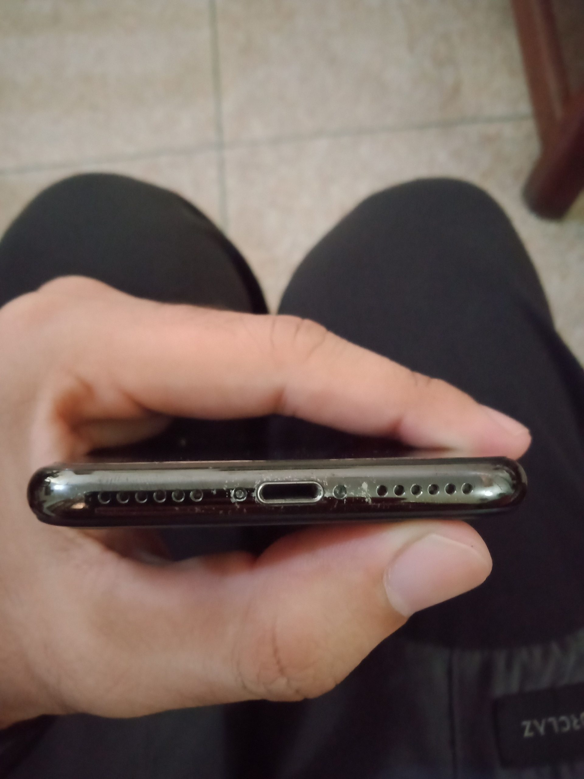 Iphone x by Hamza Hanif