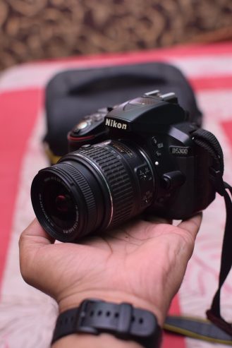 Nikon d5300 with kit lens by numan salahudin