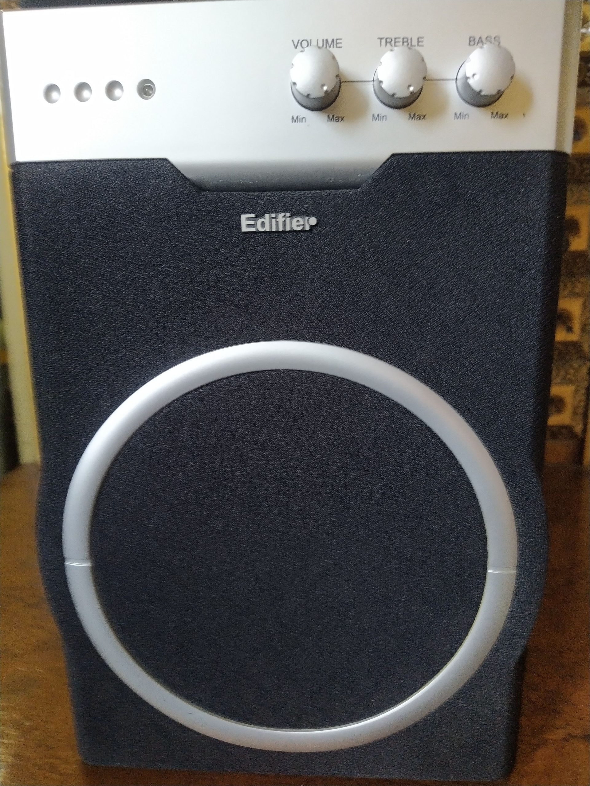 Edifire home theatre speaker by Muhammad siddique