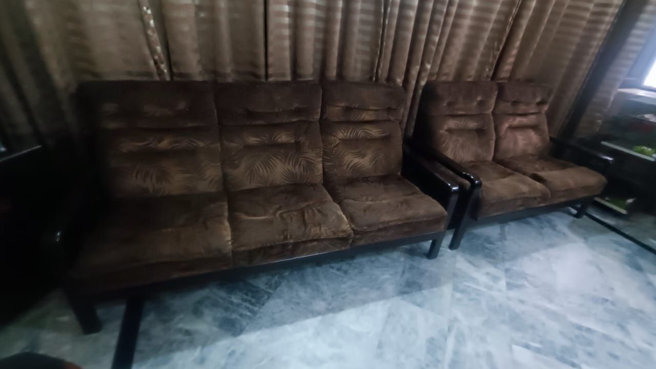 Sofa set by Huma Butt