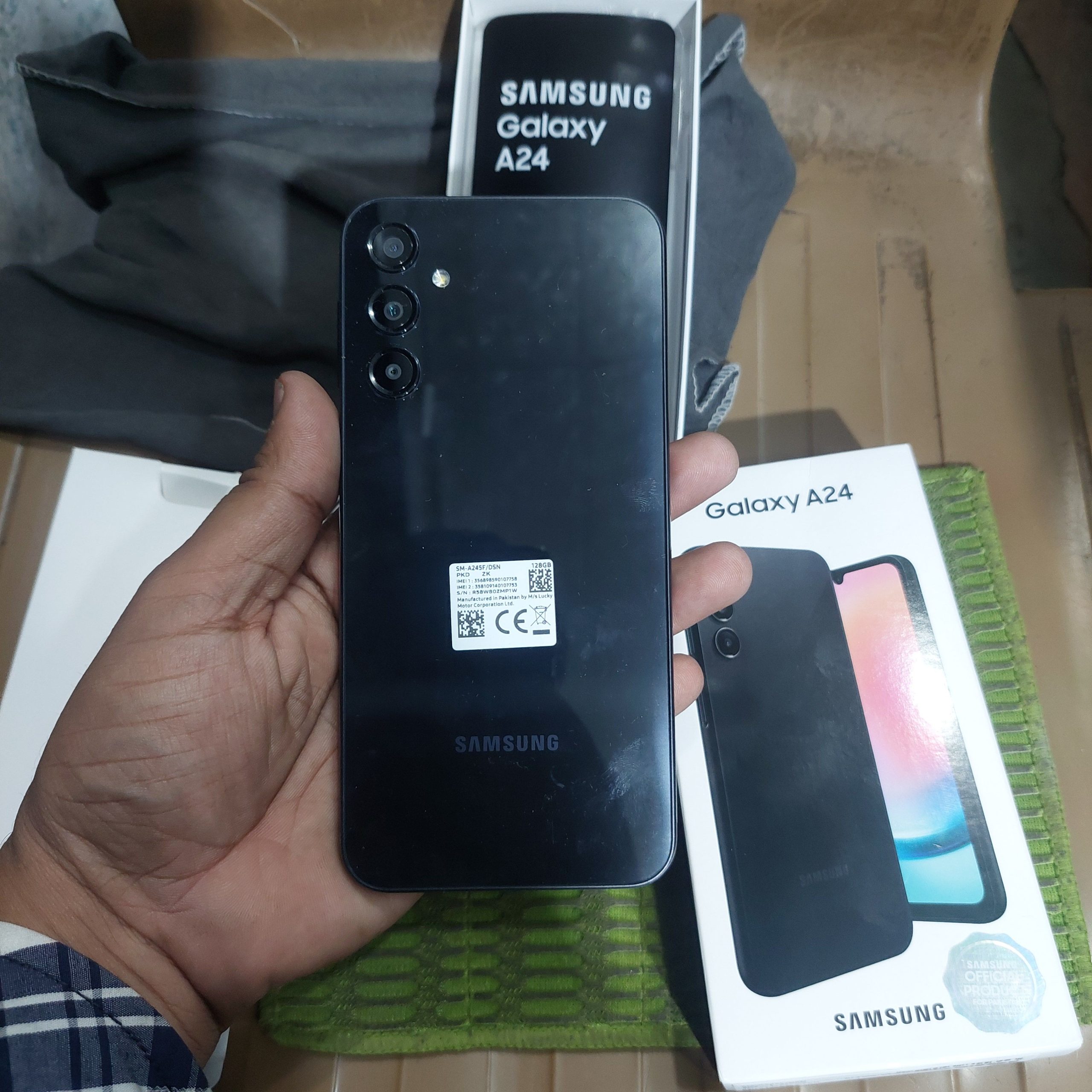 Samsung A24 8/128 black Colour by Hadi Salman