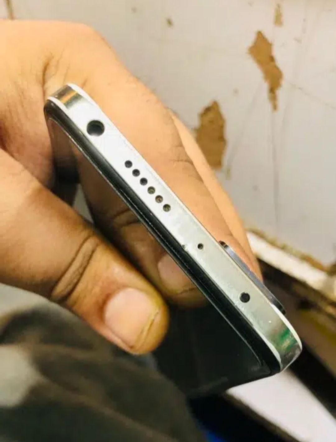 Redmi Note 11 Pro 6gb 128gb back camera khrab hai only set or box by Usama Jani