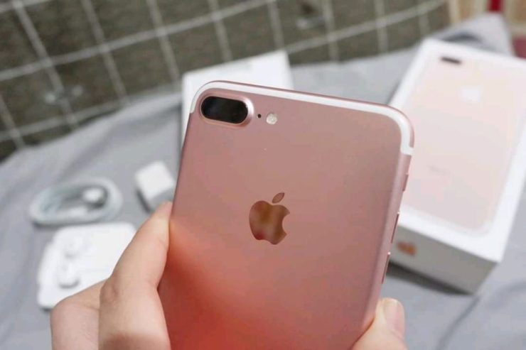 I phone 7 plus 128gb. 10 by 10 PTA approve My Whatsapp 0330.4394. 685 by Hafiz Saab