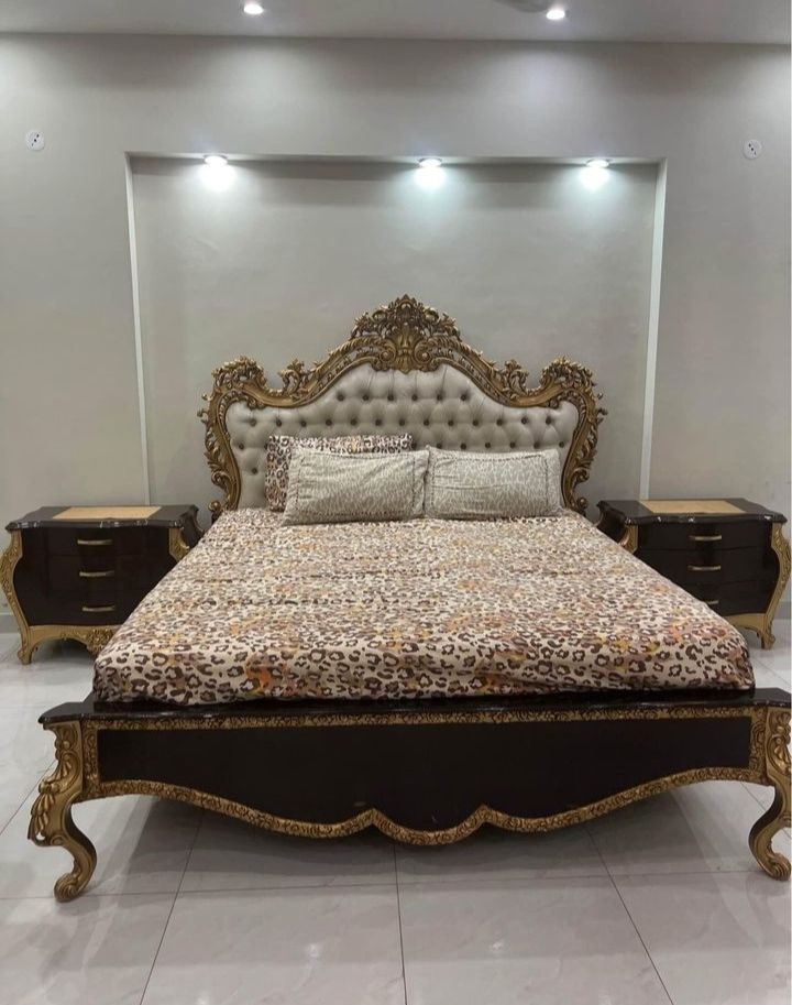 Bed set + Mattress by Doctor Saim Khan