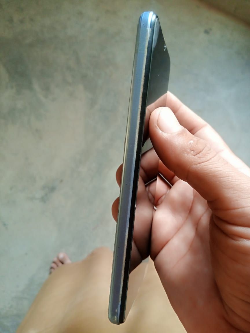 Vivo y33s 8gb 256gb PTA patch approved life time by Rafhan Mayo