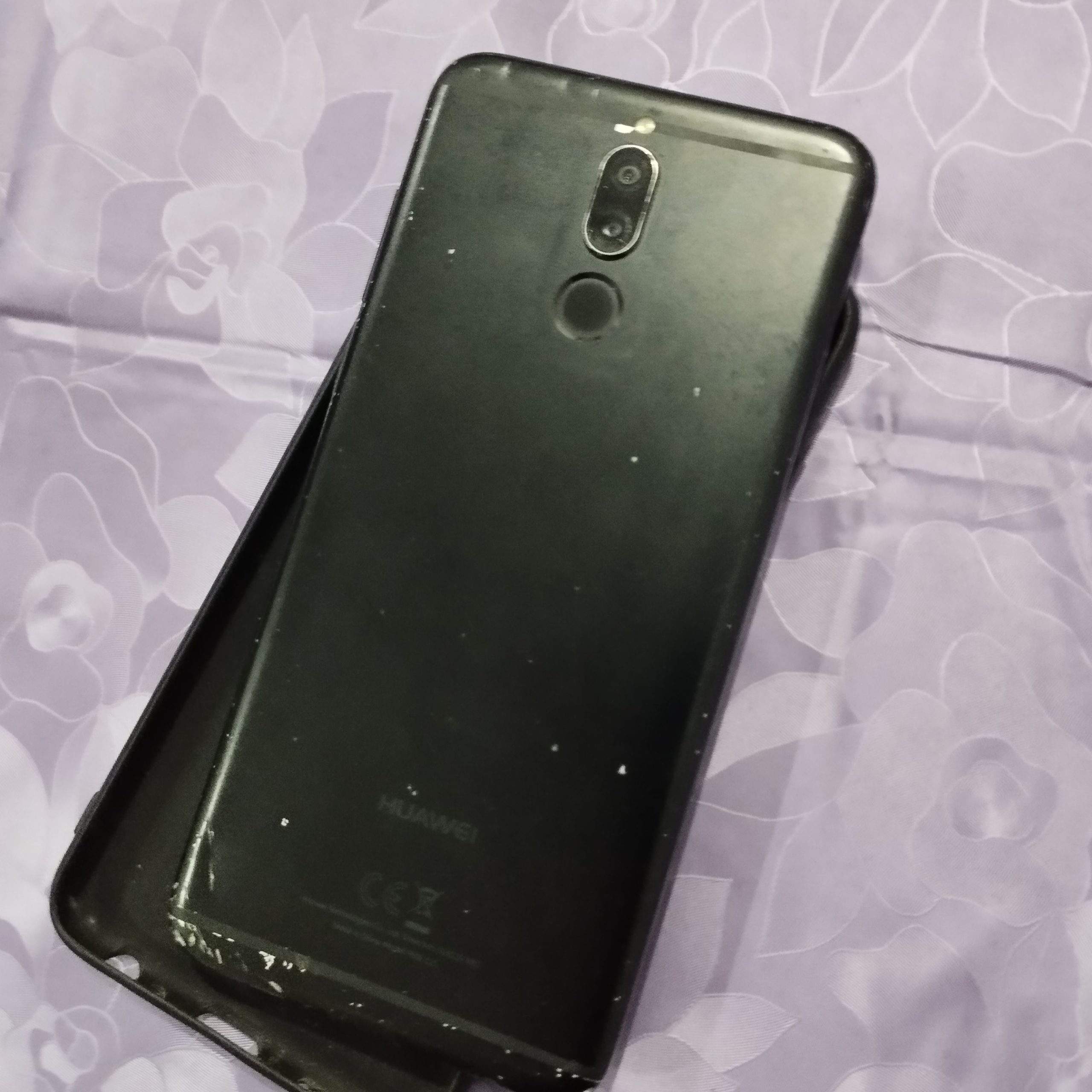 Huwai mate 10 lite by Muhammad Haris