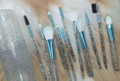 Makeup Brushes by Zainab Sirshar