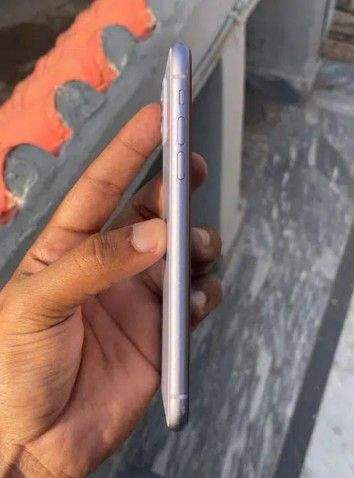 Iphone 11 non pta by Mosayyab Zaheer