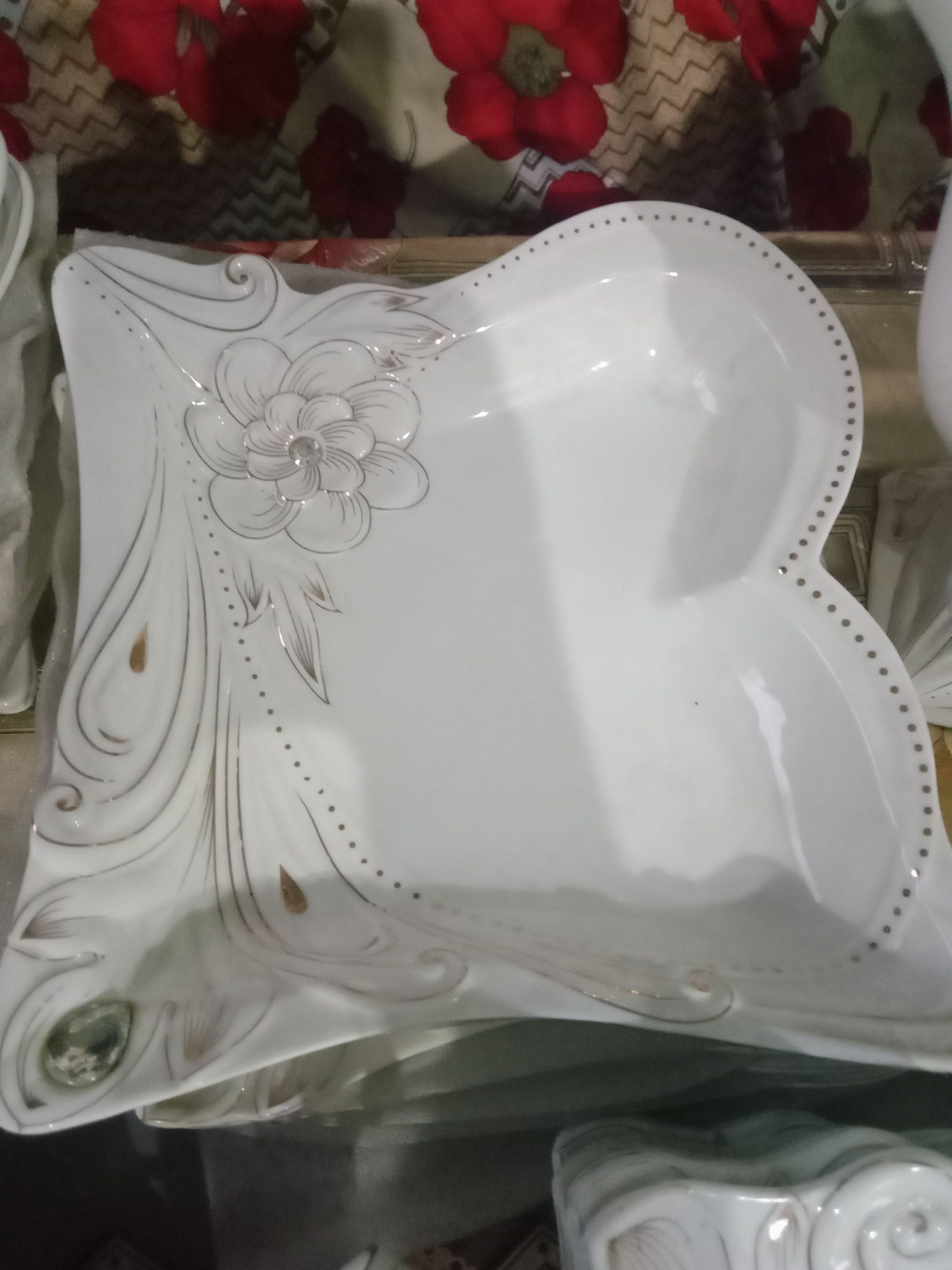 Crockery dinner set by Rabia Usman