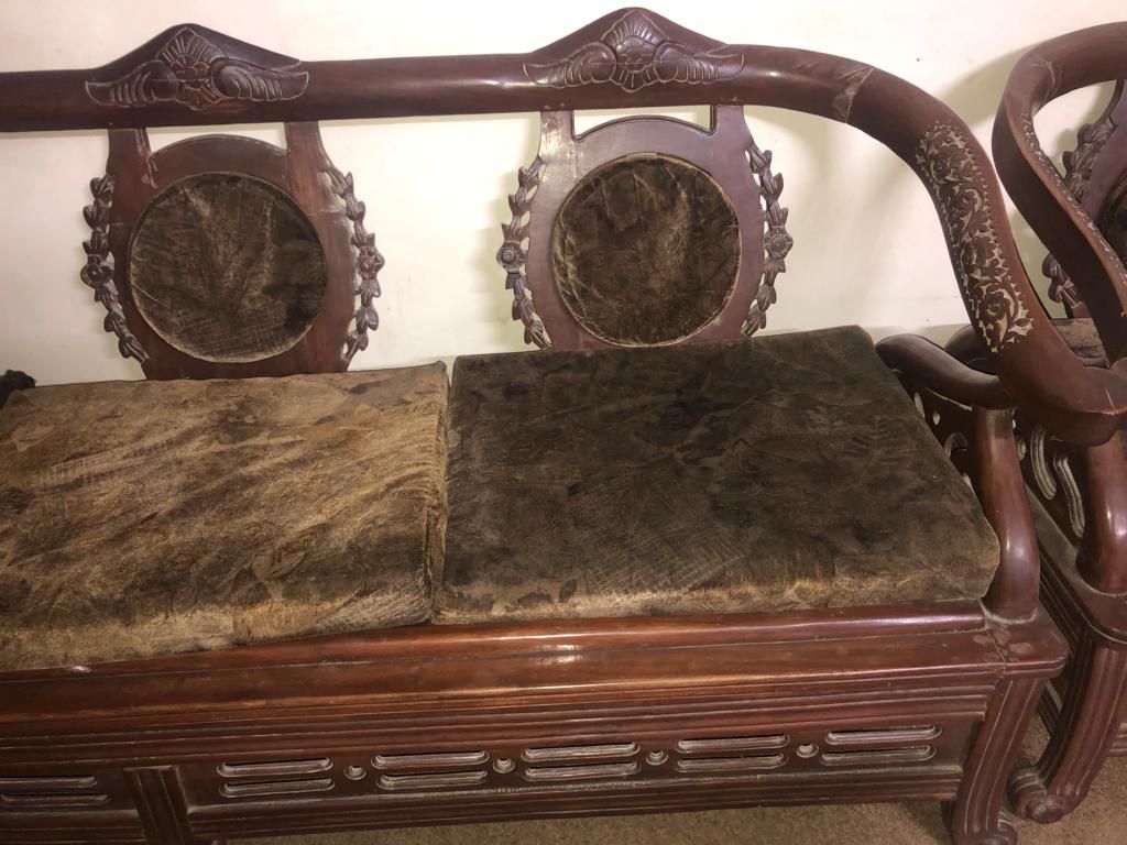 Wood Sofa Set 5 Seater by Shahzeb Yaqoob