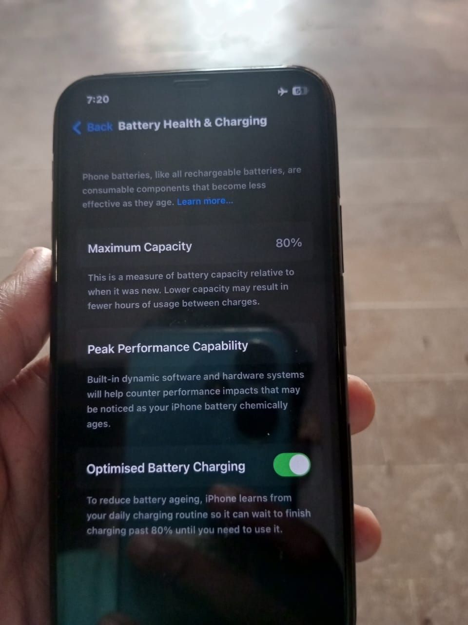 Iphone 11 pro Non pta 64 GB bettery health 80 condition 10/10 by Muneer Dal