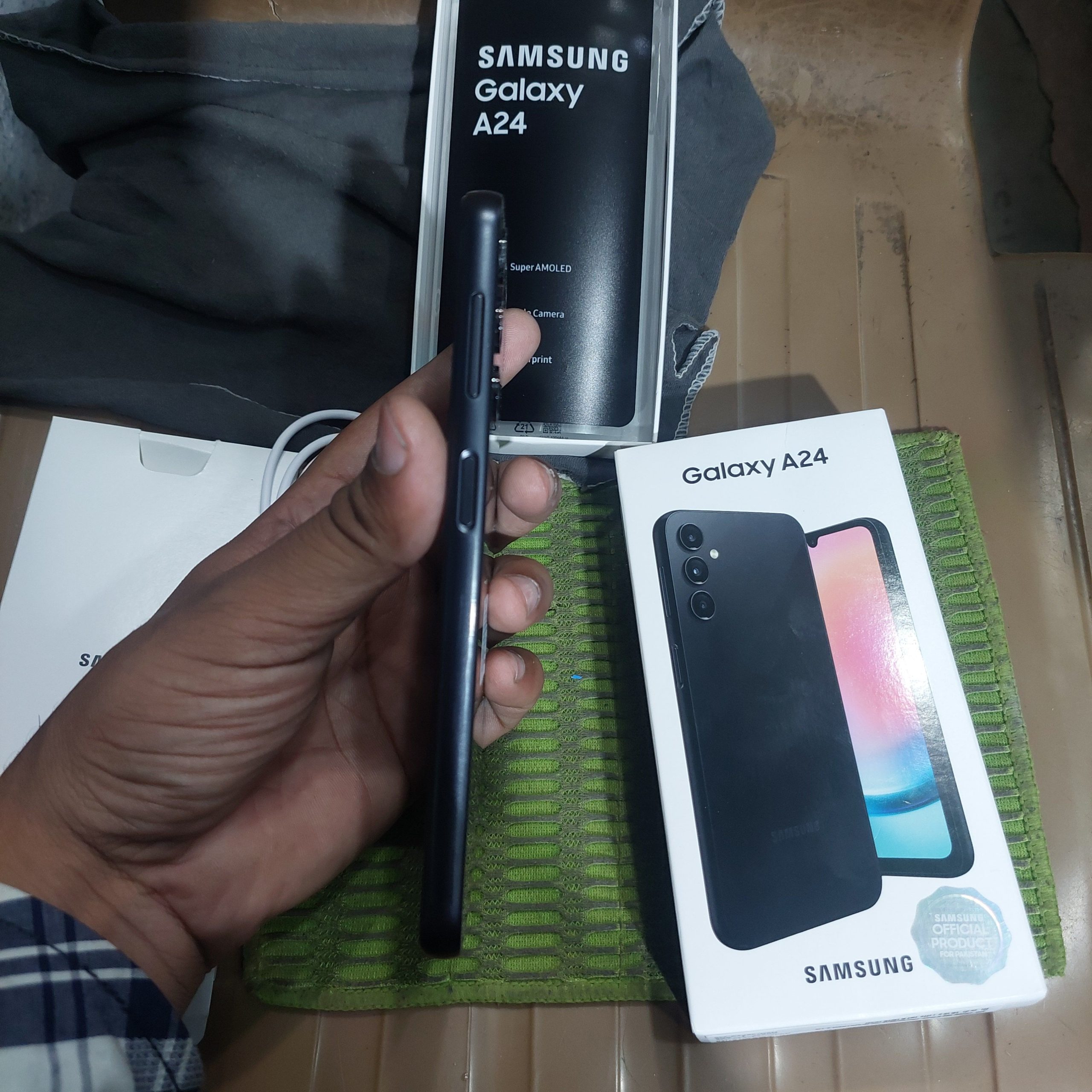 Samsung A24 8/128 black Colour by Hadi Salman