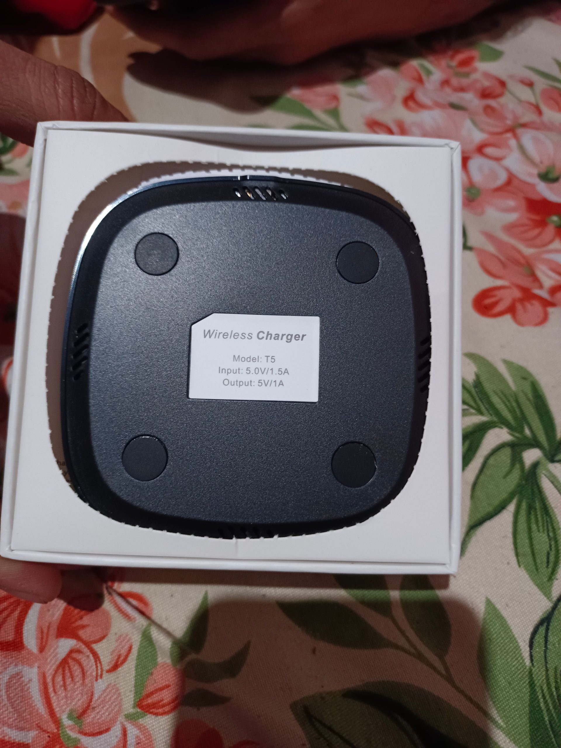 Bluetooth deeper wireless with fun charger original brand in Dubai by Irtazajaan Irtazajaan