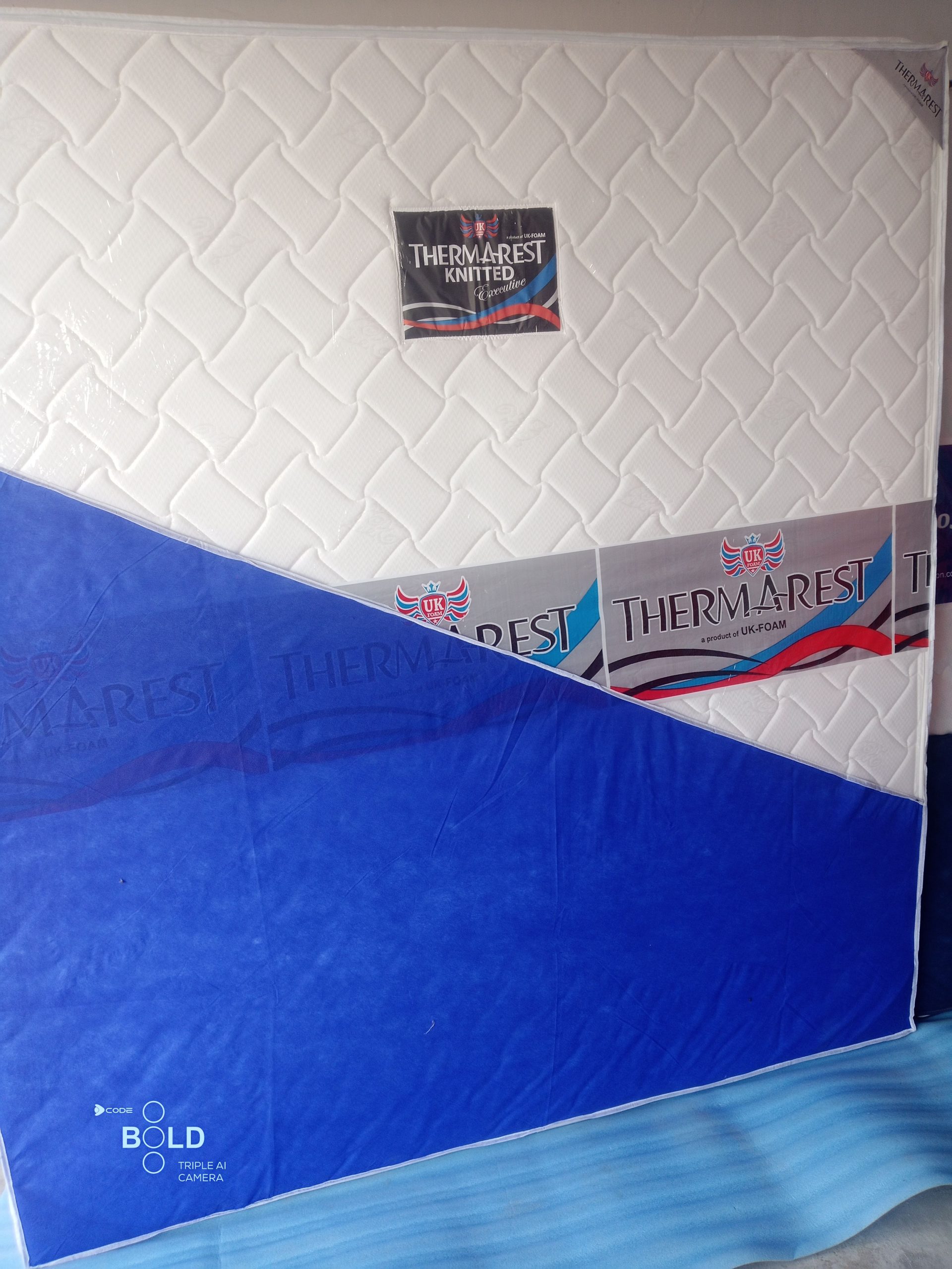 Thermarest knitted by Hussnain Foam center