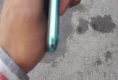 Samsungs a30 4gb 64g box and dopter ha pta finger nie chalta ha by Razab Ali