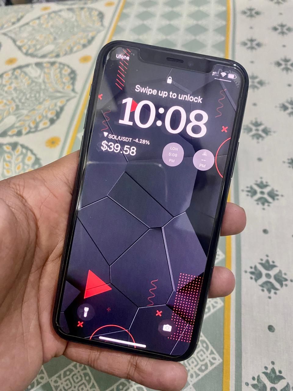 iPhone 11 pro 256 by Umar Ashraf