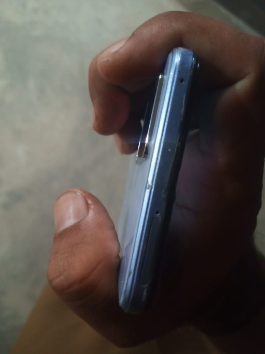 Vivo y33s 8gb 256gb PTA patch approved life time by Rafhan Mayo