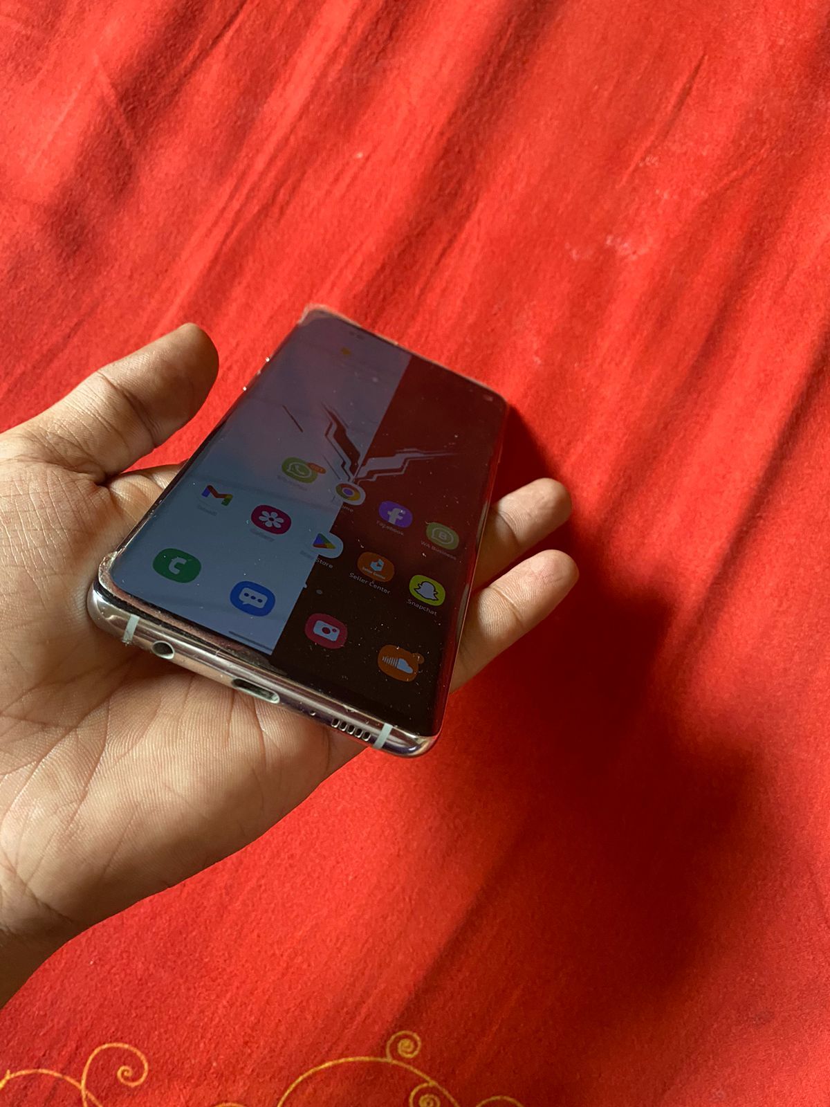 Samsung Galaxy S10 4G NON PTA 8GB 128GB by Muhammad Usman Shaikh