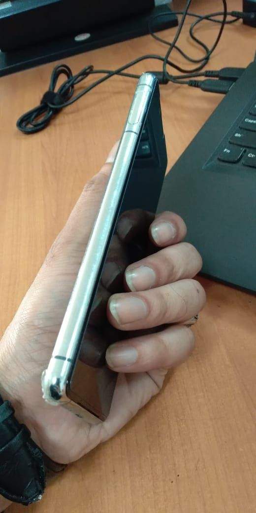 Sony Xperia 5 Mark ii Official PTA Approved 10/10 by Shariq Hussain