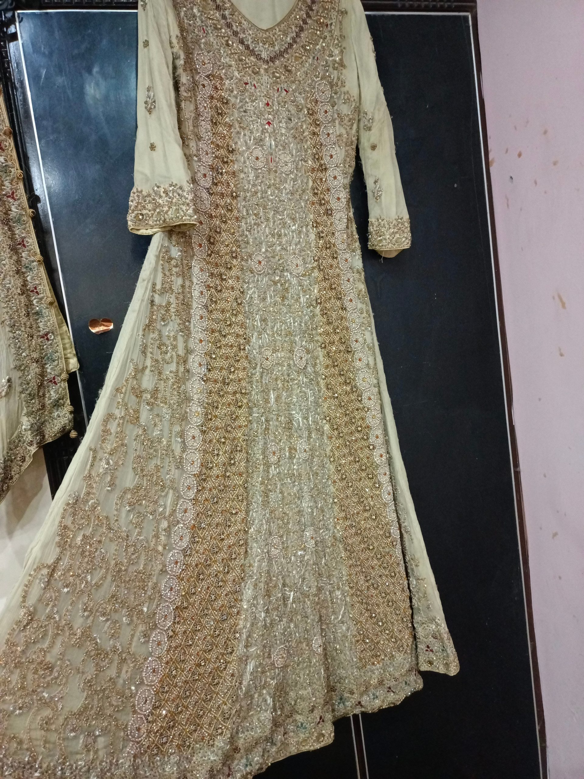 Bridal maxi by Irtazajaan Irtazajaan