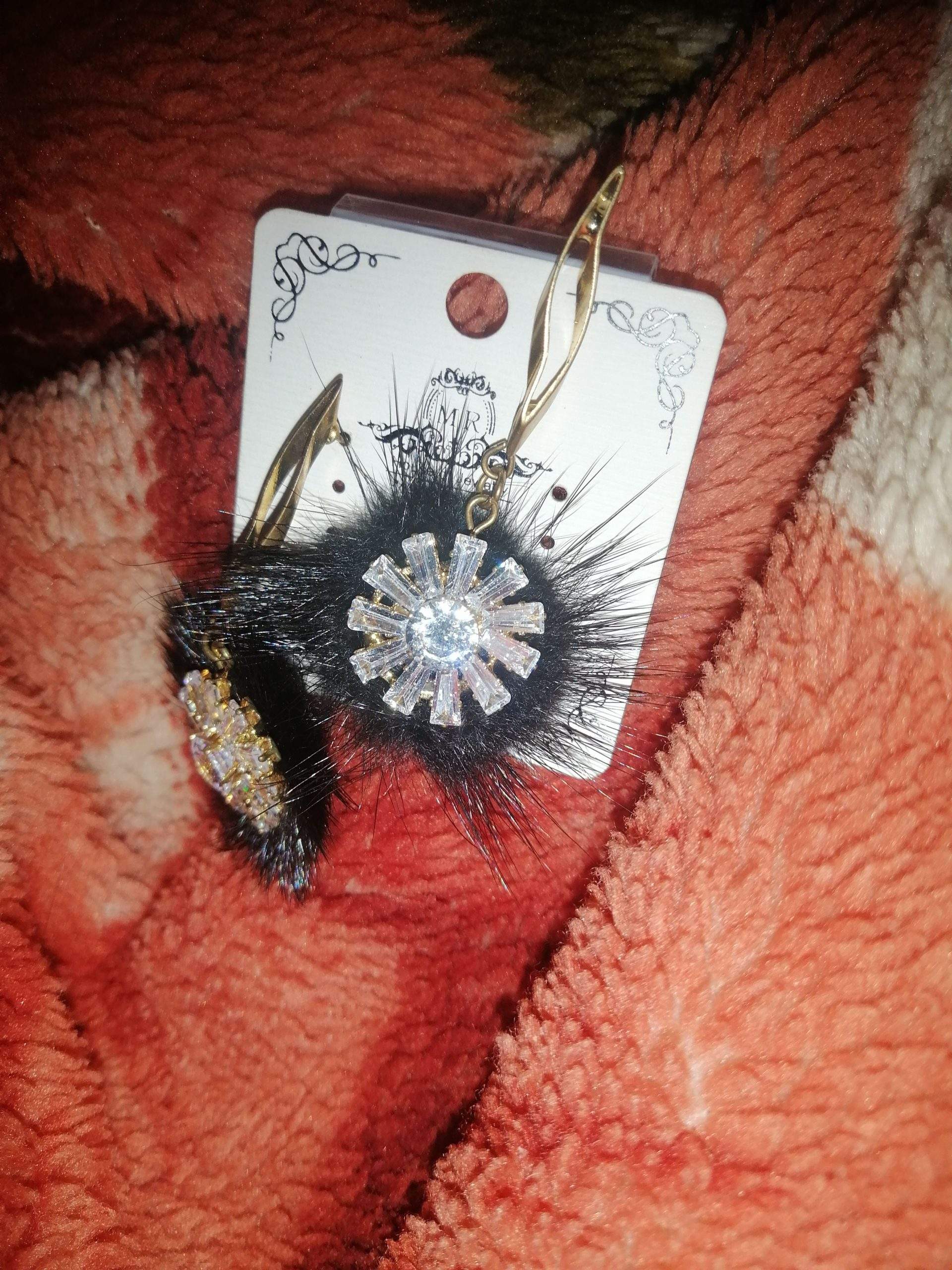 Beautiful Black and golden boo earing by Muhammad Ahmed Ali