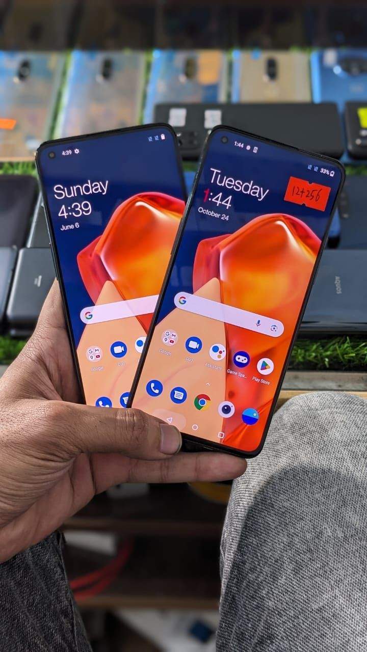 One plus 9 pro by Hamza Abid